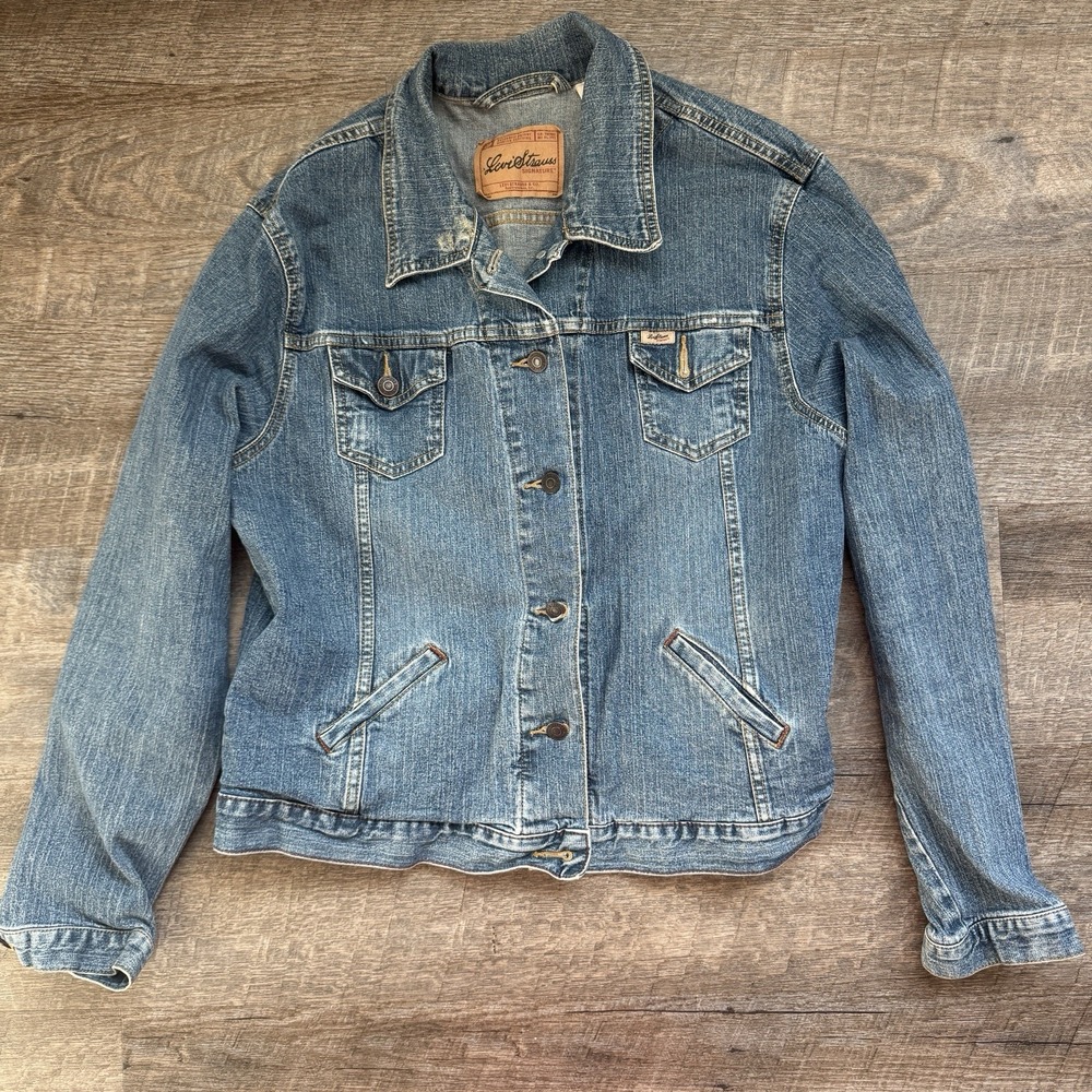 Levi Strauss Signature Trucker Jacket Blue Denim Medium Wash Size XL Outerwear